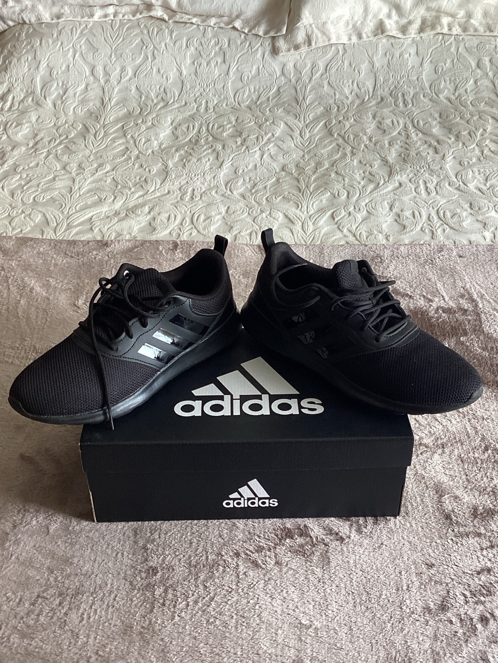 New in the box Adidas women’s’ Black Low-Profile Athletic Sneakers